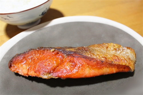 サンマに続き秋サケも豊漁になりそうな予感 	