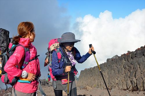 登山家「下山が一番キツい」登山未経験ワイ「そんな訳ねぇだろｗ」