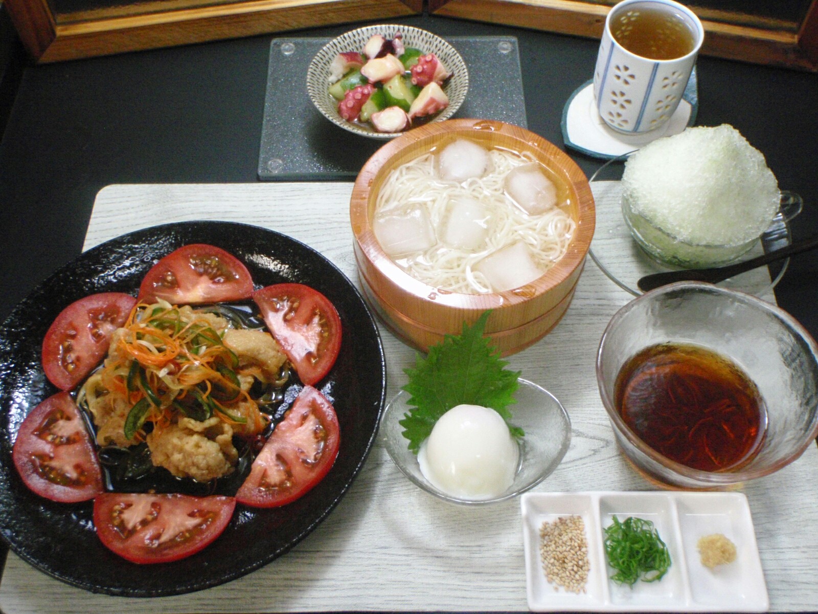 鶏肉の南蛮漬け タコきゅうり 温玉付き冷やし素麺 青汁かき氷の練乳がけ 秘技 ちゃぶ台返し360度のきまぐれダイニング 鶏肉の南蛮漬け タコきゅうり 温玉付き冷やし素麺 青汁かき氷の練乳がけ 秘技 ちゃぶ台返し360度のきまぐれダイニング