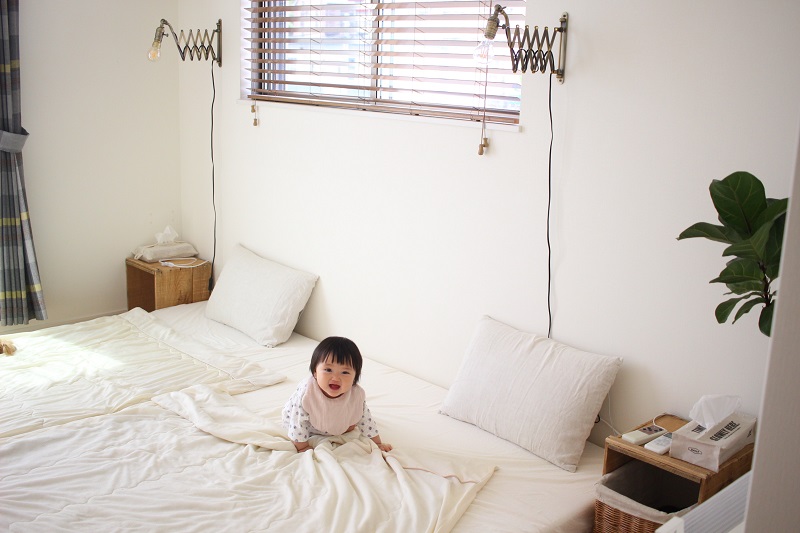 家族の寝室 プチ改造でシンプル すっきり過ごしやすくなりました Chairs And インテリアコーディネーター的ｄｉｙと暮らしのブログ Powered By ライブドアブログ