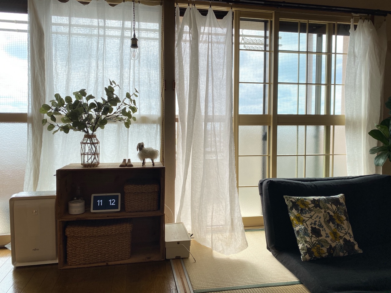 切りっぱなしリネンで作ったカーテン Chairs And インテリアコーディネーター的ｄｉｙと暮らしのブログ Powered By ライブドアブログ