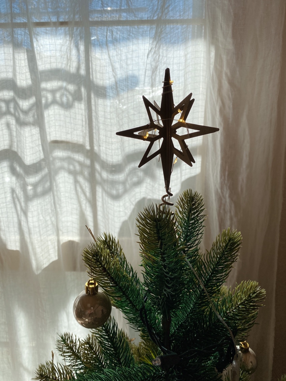 スリコ購入品】「クリスマスっぽ過ぎない」シンプルナチュラルなクリスマス雑貨 : Chairs and.  インテリアコーディネーター的ＤＩＹと暮らしのブログ