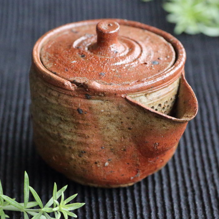 無料配達 古備前研究科/備前焼陶芸作家 べべら口備前焼緋襷宝 森本良信作 工芸品