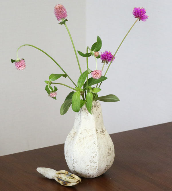 蓋付き花瓶 増田エミ 陶製花器 手びねりで作った花入れ : 茶器chaki