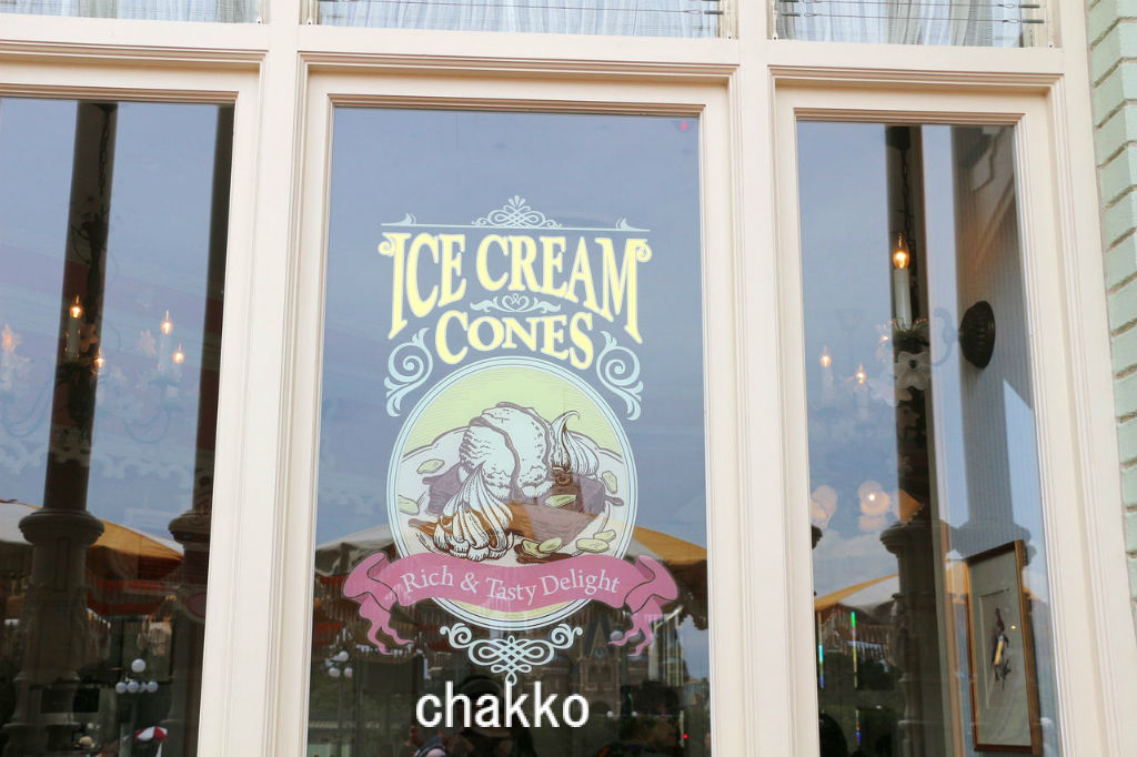 ミッキーのお顔が可愛いソフトクリーム Chakkoのtdrに行ったよ