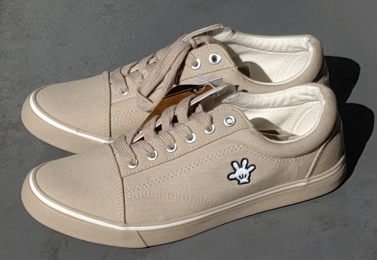 しまむらで見つけたミッキーのスニーカー Chakkoのtdrに行ったよ しまむらで見つけたミッキーのスニーカー Chakkoのtdrに行ったよ