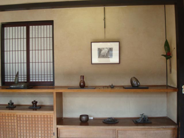 佐渡の画廊17：佐渡蝋型鋳金 : 佐渡広場