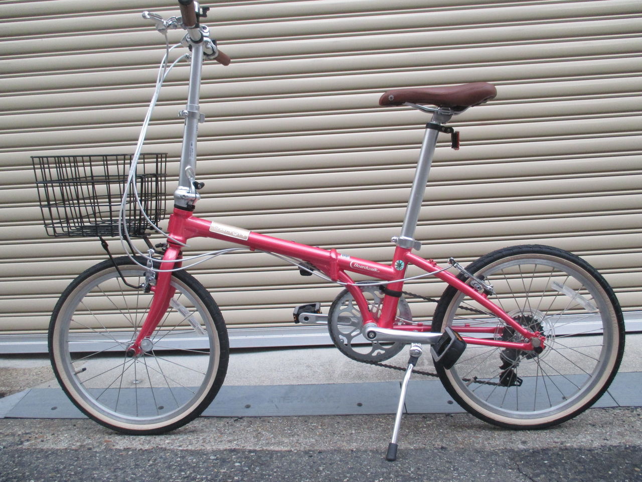 DAHON Boardwalk D7 がやってきた！ : 意識低い系 自転車に乗る