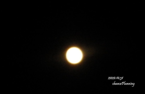 2020.10.31moon2