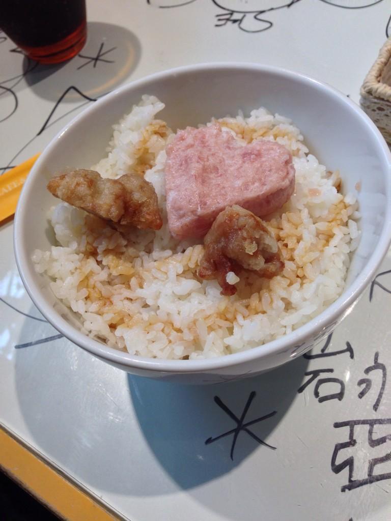 Ske48 Ske48カフェの500円ランチ 衝撃的な内容にオタぶち切れ なんじゃこりゃああああ おやじ的ちゃんねる