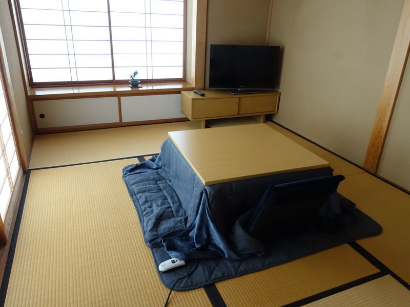 こたつ周りの清掃 ハウスクリーニング ライズサポート