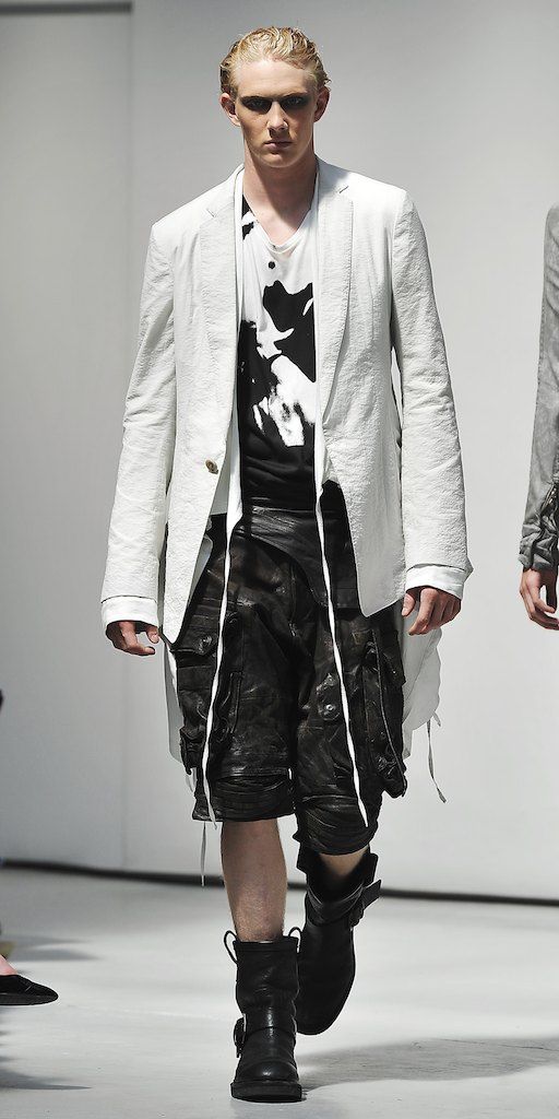 julius 2011 s/s collection【chaos;Ontological Anarchism/runway