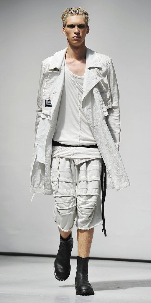 julius 2011 s/s collection【chaos;Ontological Anarchism/runway