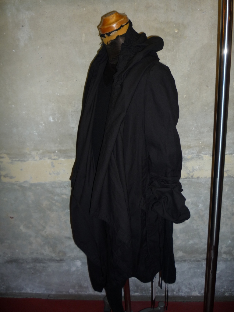 贈答品 希少 ユリウス julius ドレープラッピングコート カーディガン