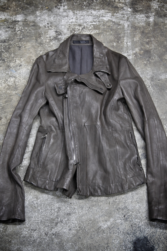 JULIUS goth＿ik レーヨン シルク カシミヤ ドレープ カットソー JULIUS goth＿ik レーヨン シルク カシミヤ ドレープ カットソー