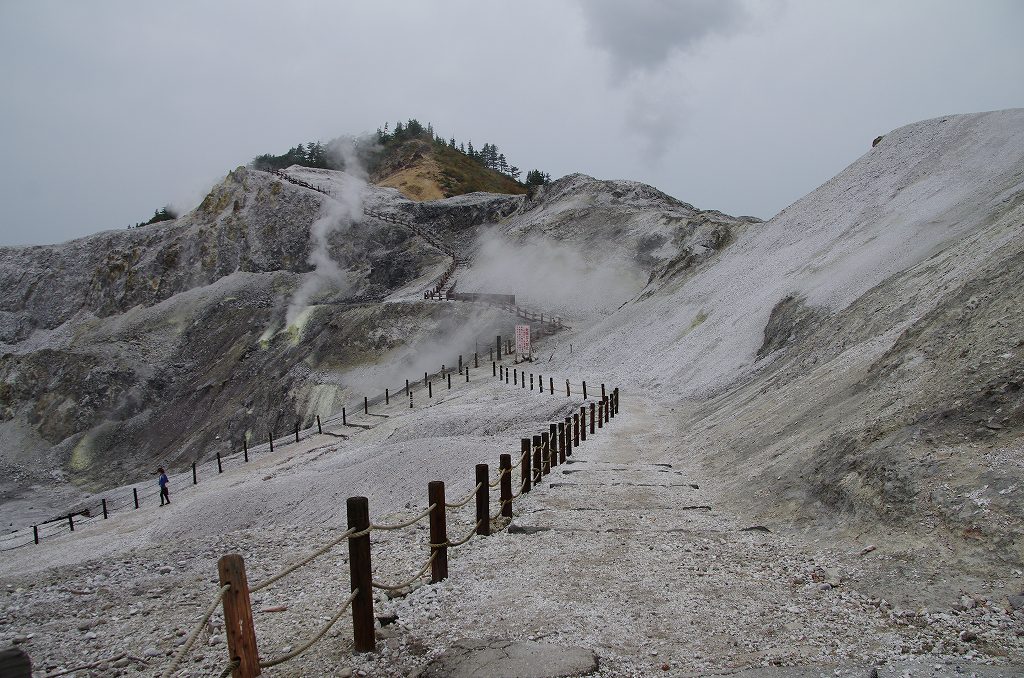 川原毛地獄と泥湯温泉街 東北秋田へ 11 ちゃっぷの温泉 ハイキングブログ 川原毛地獄と泥湯温泉街 東北秋田へ 11 ちゃっぷの温泉 ハイキングブログ
