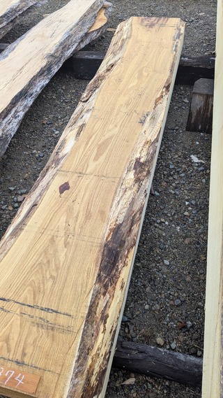 PXL_20251204_235209527