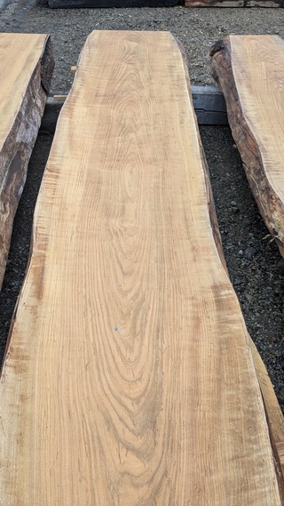 PXL_20251204_235302481