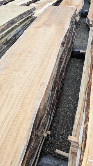 PXL_20251204_235508865