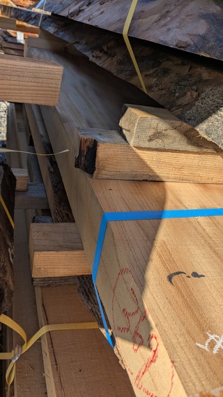 PXL_20251218_011250763