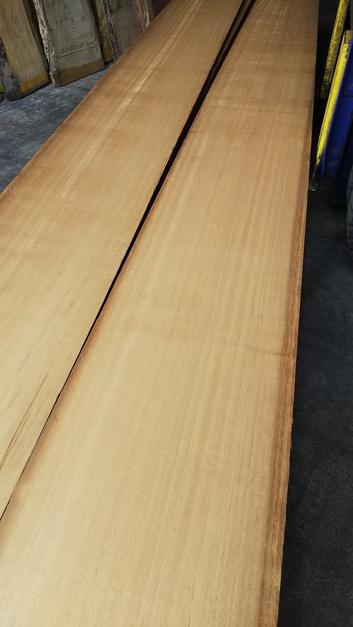 マンガシロと言いたい 木とウールブレスとwal10にこだわっている材木屋ですが 何か