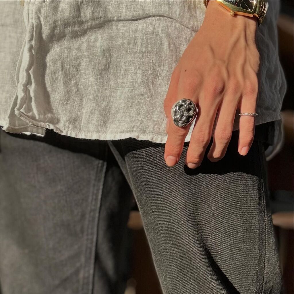 The Style Is Everything,DALI SKULL RING : CHARCOAL*GREEN
