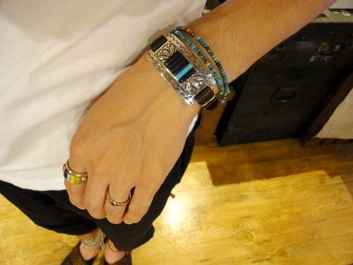 豊富な新作 インディアンジュエリー NAVAJO Ray Adakai Concho 21600円