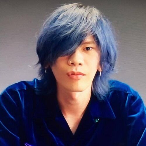 米津玄師氏着用 MIRAH/BATON PIERCE : CHARCOAL*GREEN BLOG NEWS