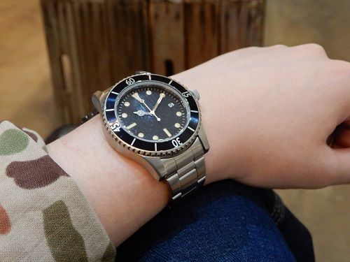 mollive モリーヴ　腕時計 mollive T.I.G.D.T.D. DIVERS WATCH・SSブレスセット