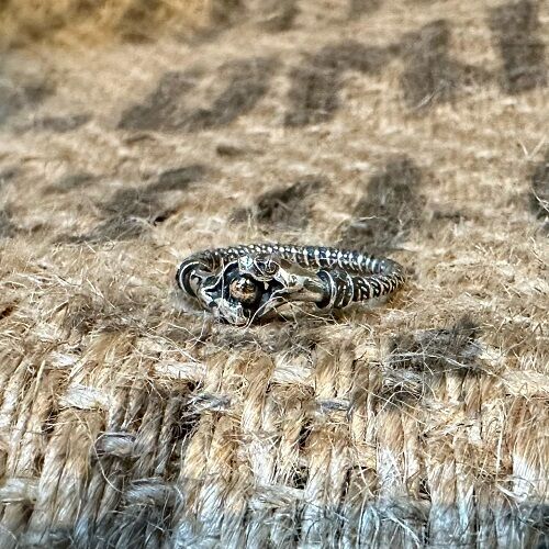 Garden of Eden / C*G LIMITED 10KPG & SV SNAKE RING : CHARCOAL 
