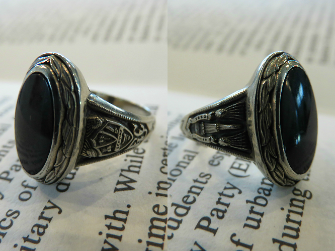 カレッジリング東京店に入荷しました！！ : CHARCOAL*GREEN BLOG