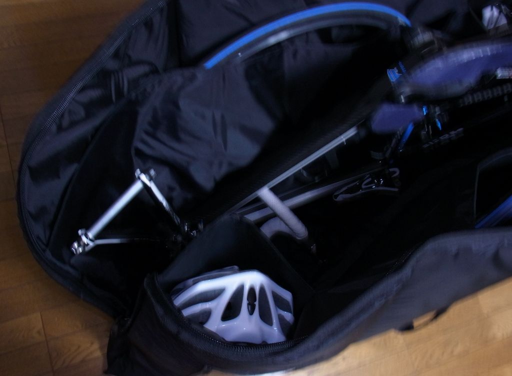 リアファスナー 自転車 閉め方