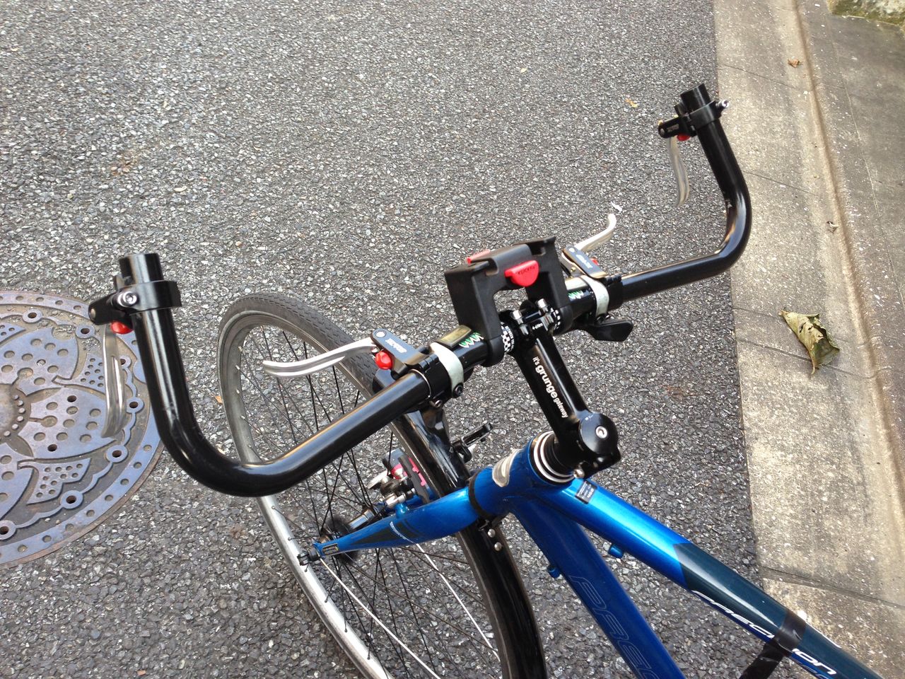 プレスポのブルホーン化 実装その1 アルミのロバ 自転車記録 プレスポのブルホーン化 実装その1 アルミのロバ 自転車記録