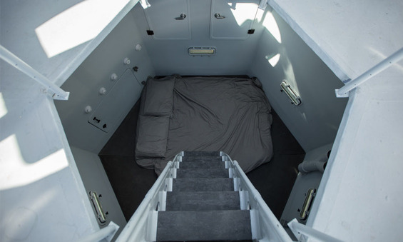 This-Tiny-Home-Is-Modeled-After-a-Lunar-Lander-5