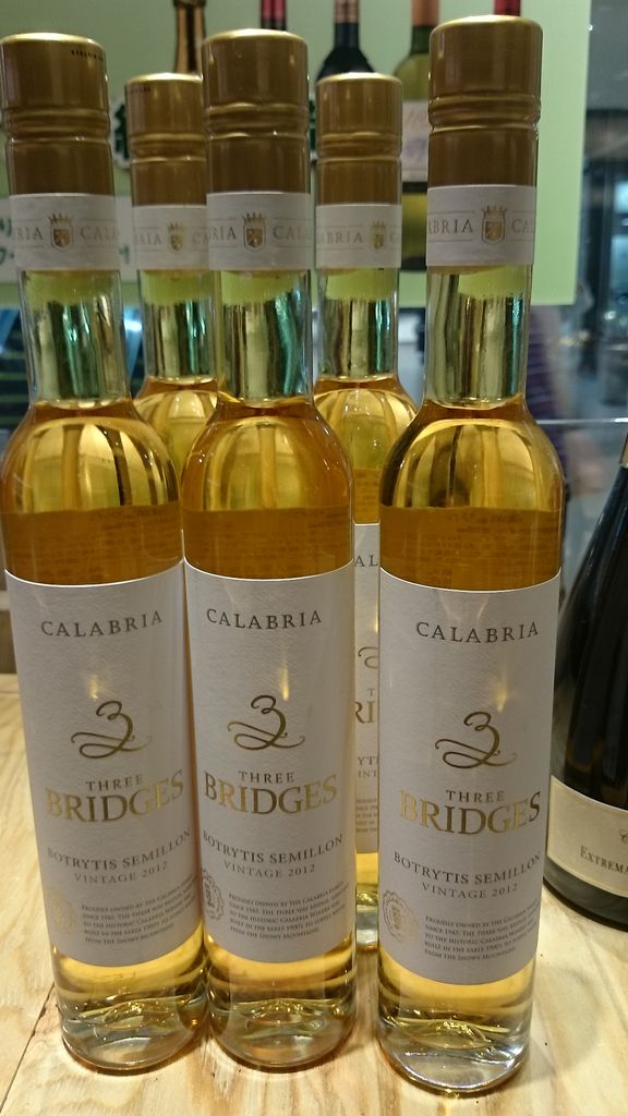 Three Bridges スリー ブリッジス ちゃ さんのワインを知ったかぶる日記 Three Bridges スリー ブリッジス ちゃ さんのワインを知ったかぶる日記