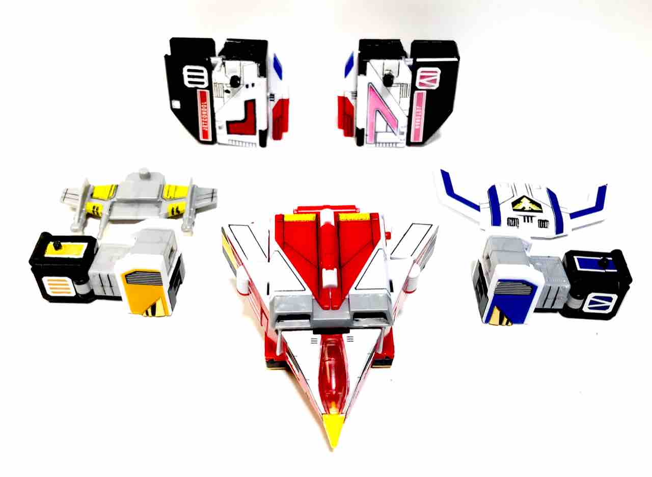 スーパーミニプラ 鳥人戦隊ジェットマン 合体!グレートスクラム！ セット 鳥人戦隊ジェットマン』の食玩プラモデル「スーパーミニプラ」が