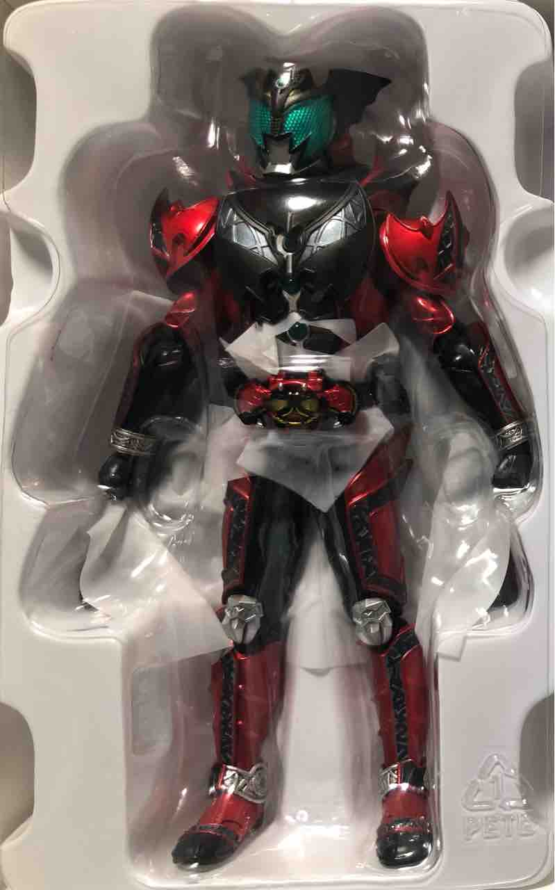 S.H.Figuarts(真骨彫製法) 仮面ライダーダークキバ : ROAD OF HOBBY