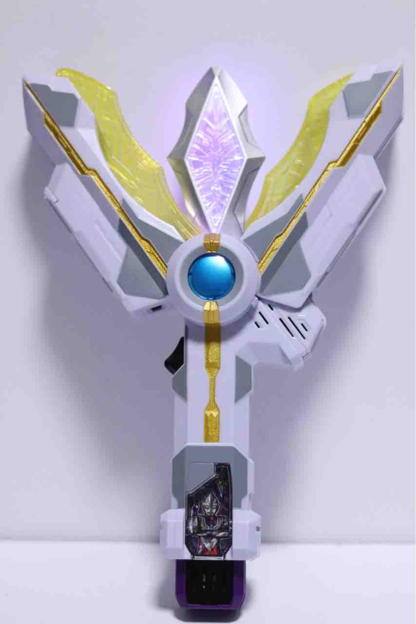 DXガッツスパークレンス及びウルトラマントリガー関連アイテム