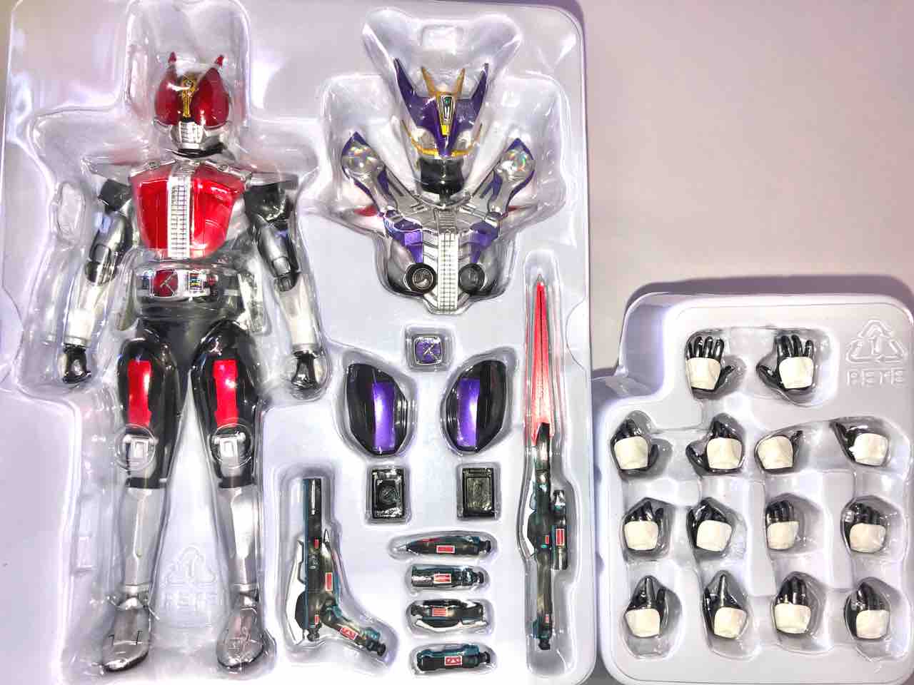S.H.Figuarts(真骨彫製法) 仮面ライダー電王 ソードフォーム