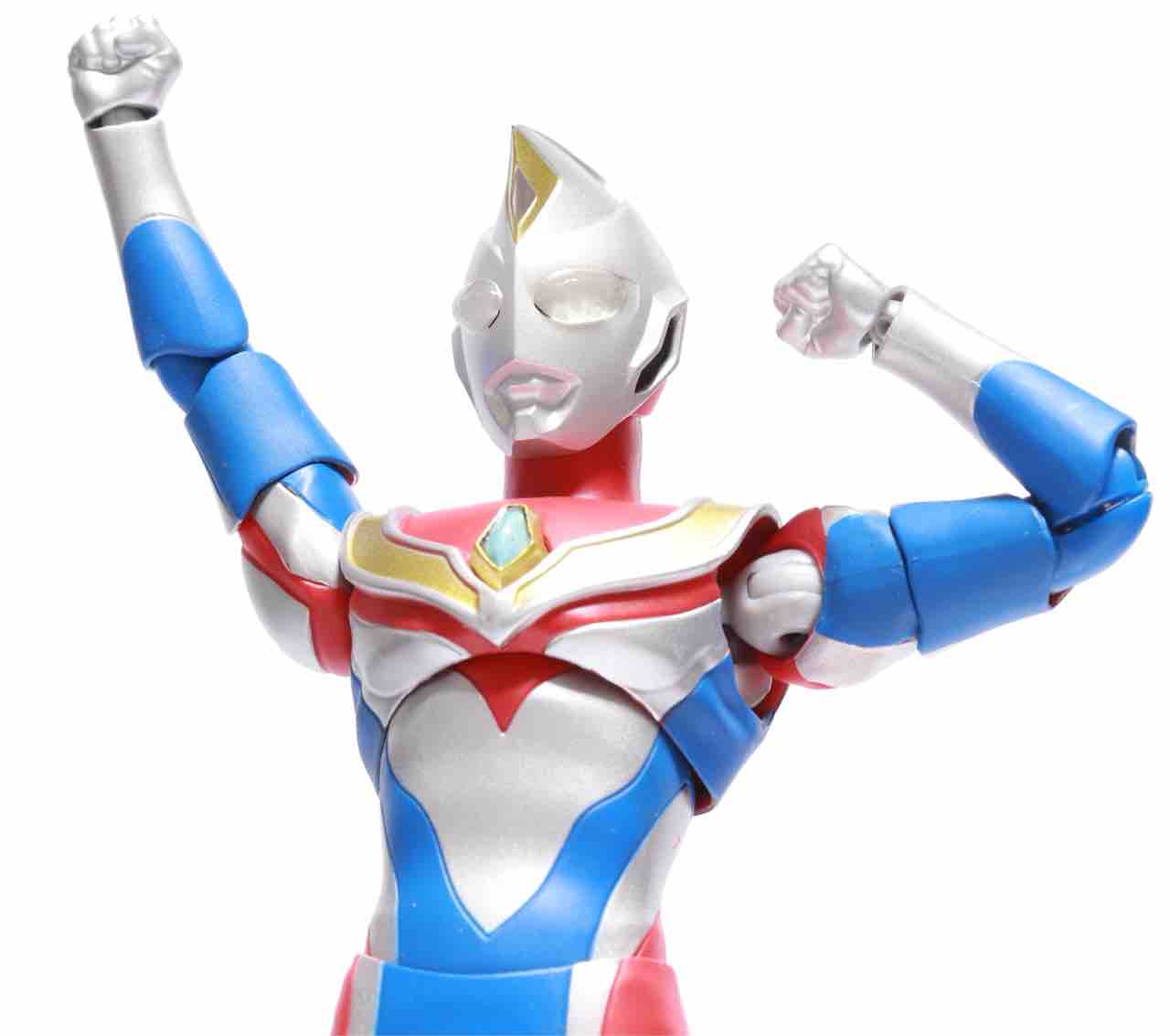 S.H.Figuarts(真骨彫製法) ウルトラマンダイナ フラッシュタイプ