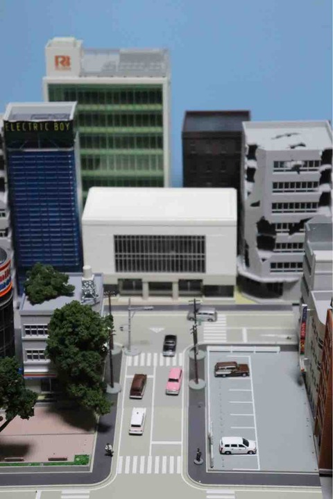 0B514AC6-EFBB-4B12-8A73-44AD9C66075F