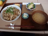 座椀 豚丼