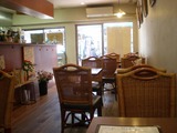 カフェ キナ 店内