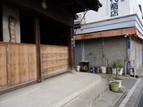 ナチュデコ 安斎商店横の路地