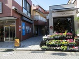 レガレヴ 路地入口
