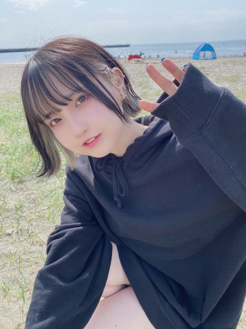 ゆうり SOL 画像 谷間 太腿_4464