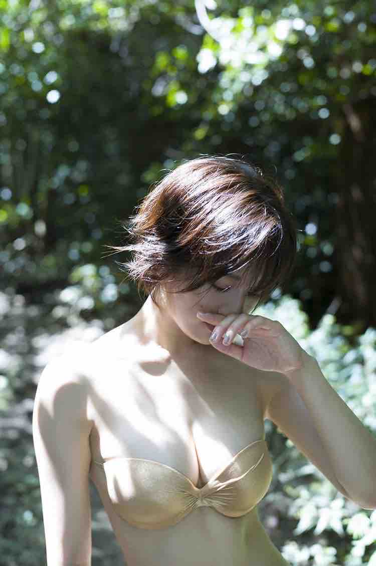 水着 アコムのcmで話題 佐藤美希さんのグラビア画像25選 チェキ撮れるアイドルの写真たち 水着 アコムのcmで話題 佐藤美希さんのグラビア画像25選 チェキ撮れるアイドルの写真たち