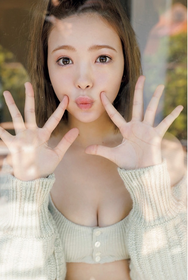 水着あり 藤田ニコルさんのグラビア画像選 チェキ撮れるアイドルの写真たち