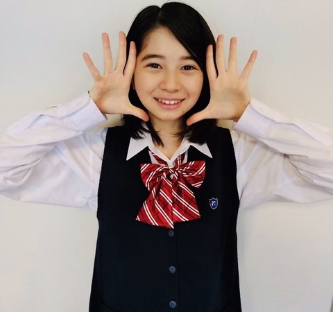 水着　桜田ひより　画像