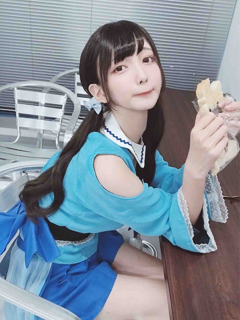ヤンジャン グラビア 月埜ヒスイ 画像 アンスリューム 水着2144